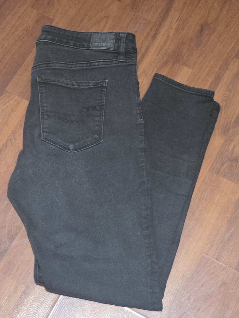 American Eagle Women’s Black Skinny Jeans - Classic Stretch Denim